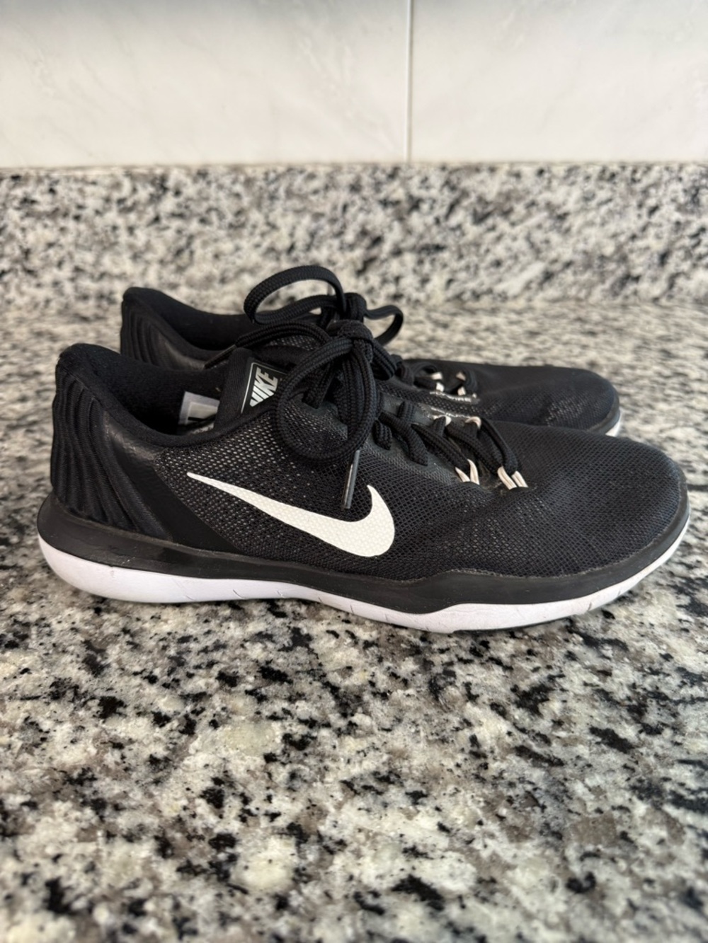 Women’s Nike Flywire Sneakers